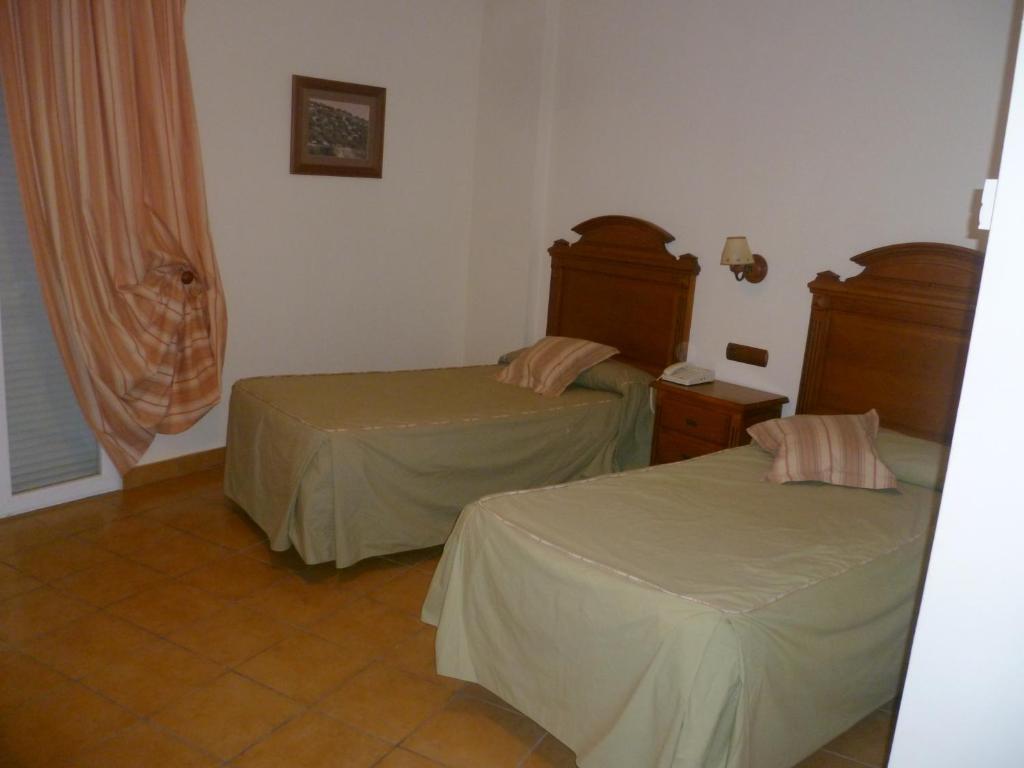 Hotel Paraje La Lambra Rus Quarto foto